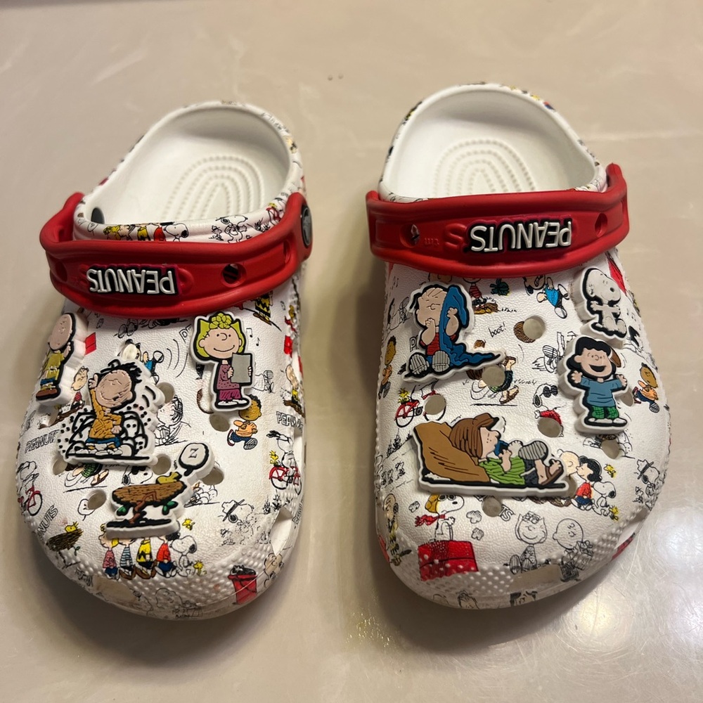 Peanuts kids Croc Clogs size J1 - Picture 12 of 13